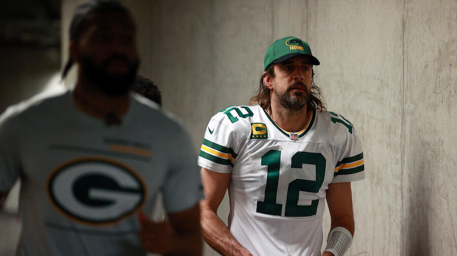 Here's What Aaron Rodgers Said About Reconciling With Estranged Family ...