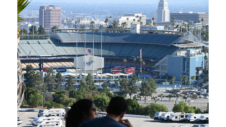 BASEBALL-MLB-DODGERS-GIANTS