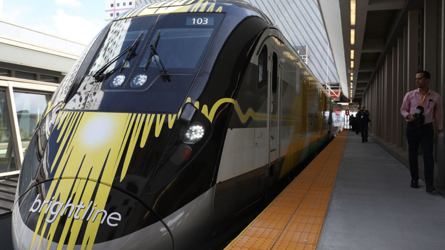 This High-speed Train Could Take Travelers From Los Angeles to Las Vegas in  2 Hours