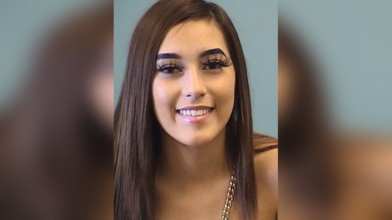 Anna Bella Dukes, 18