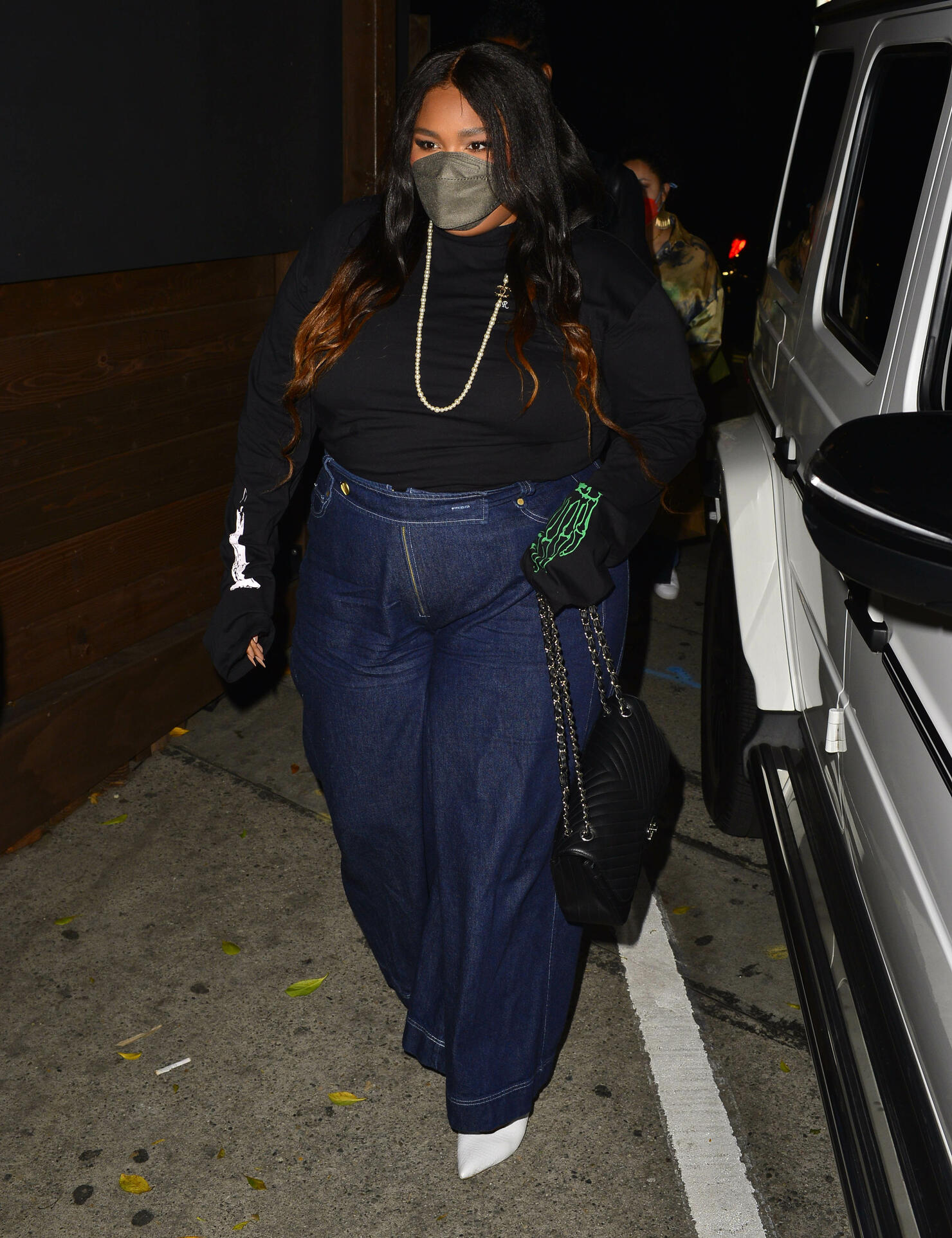 Lizzo's Skinny Jeans Are on Sale for $64 -- Shop Her Look