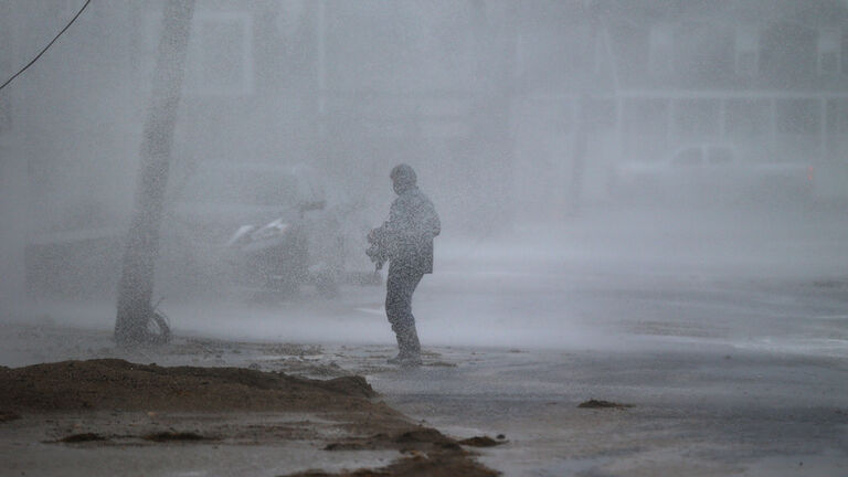 Noreaster Hits South Shore