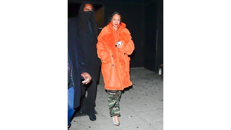 Rihanna Returns to New York in a Vintage John Galliano Mink Coat with a  Quintessential Yankees Cap and Timberland Boots – Fashion Bomb Daily