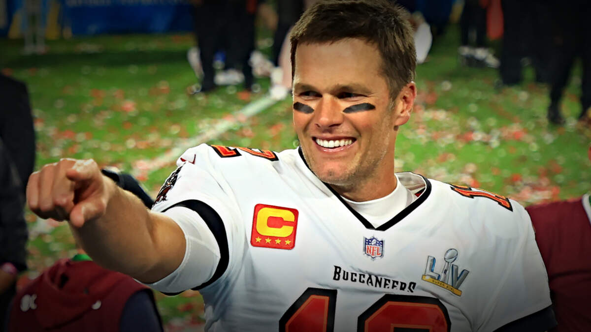 Tom Brady officially announces retirement after 22 NFL seasons - CBS News