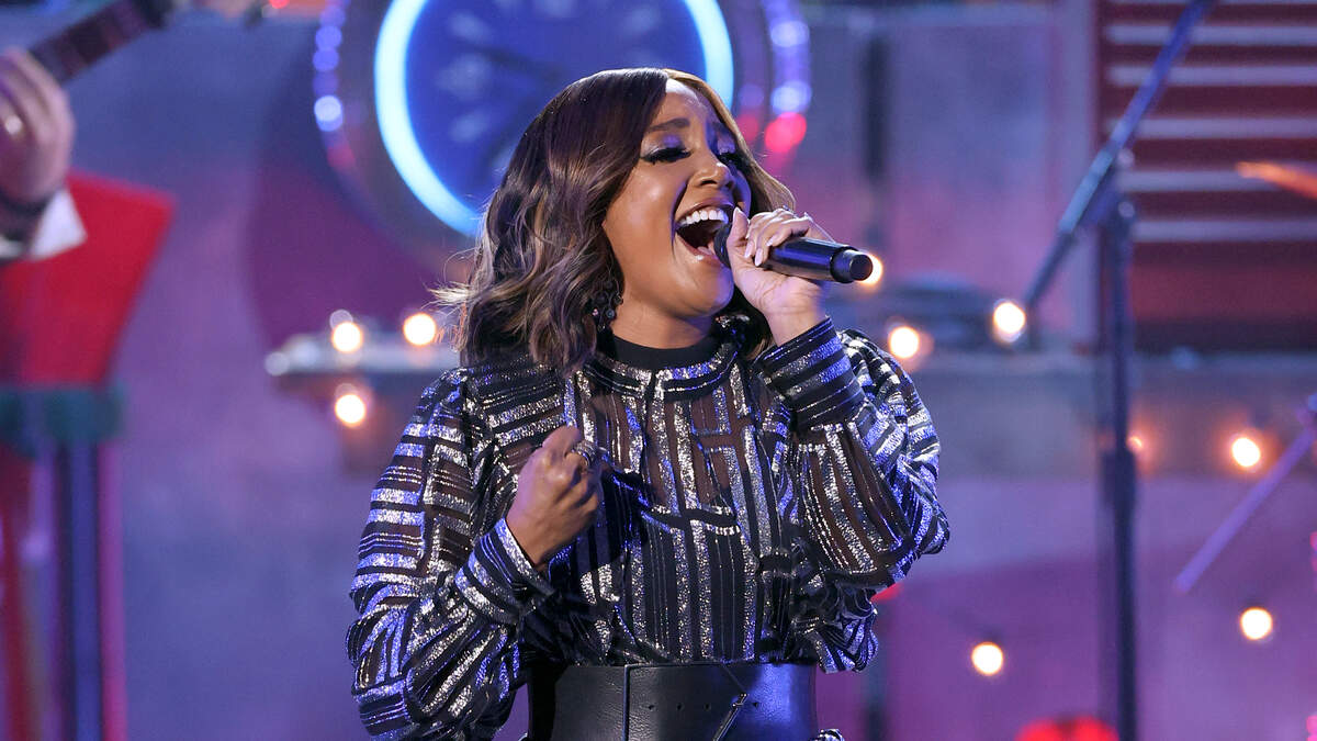 Mickey Guyton announced as Super Bowl 2022 National Anthem singer