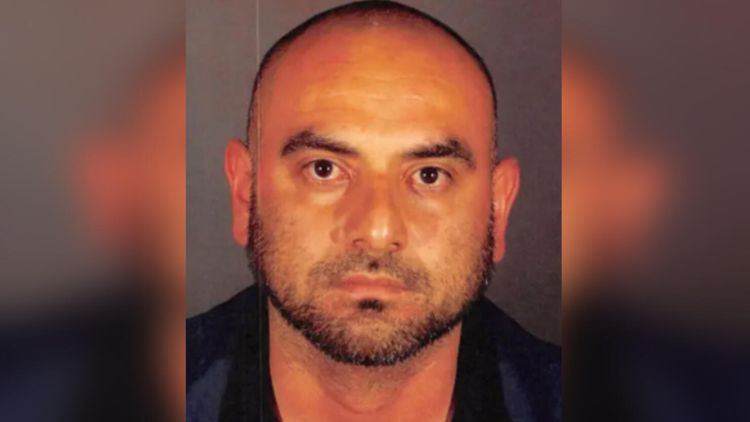 Bryan Cifuentes, 33