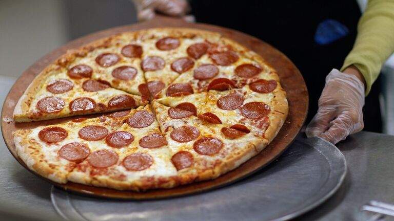 Congress Allows Pizza To Be Considered Vegetable In School Lunches