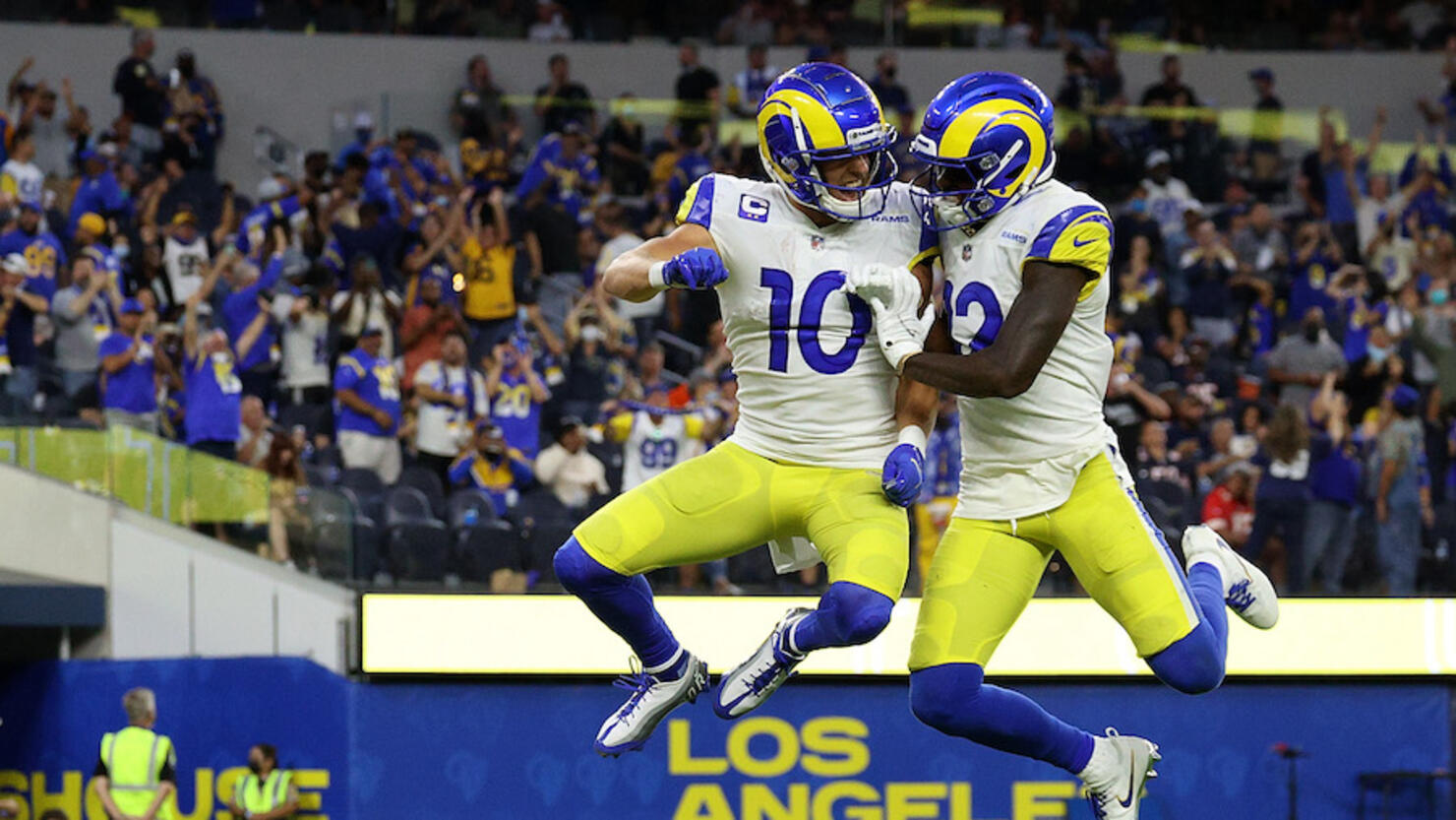 Super Bowl-winning Rams safety proposes to girlfriend after big