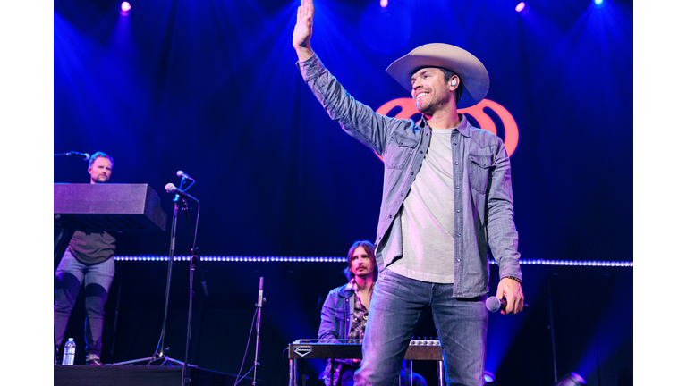 dustin Lynch