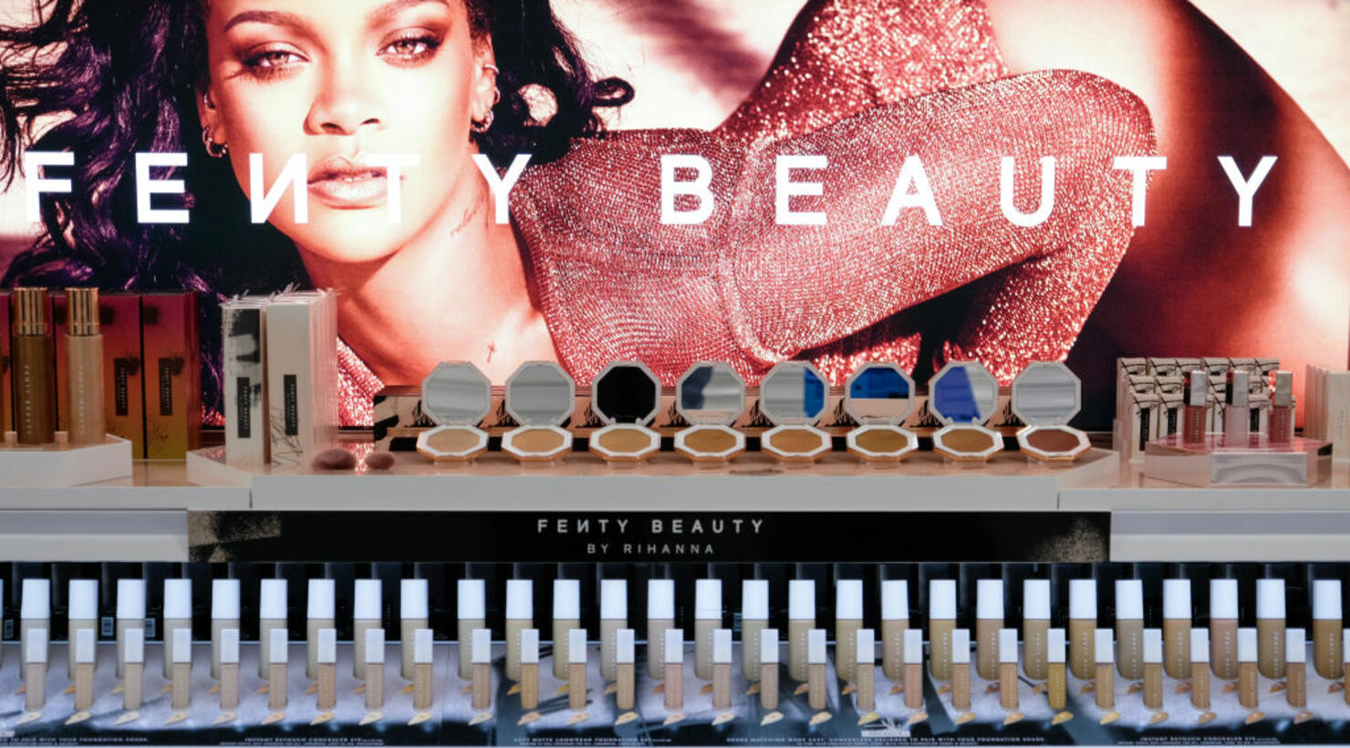 RIHANNA'S NEW LUXURY COLLECTION – FENTY – NOW AVAILABLE ONLINE – Bader  Content Studios