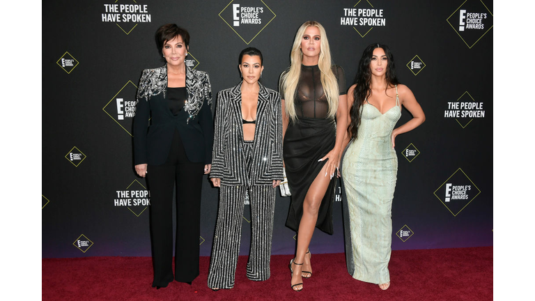 2019 E! People's Choice Awards - Arrivals