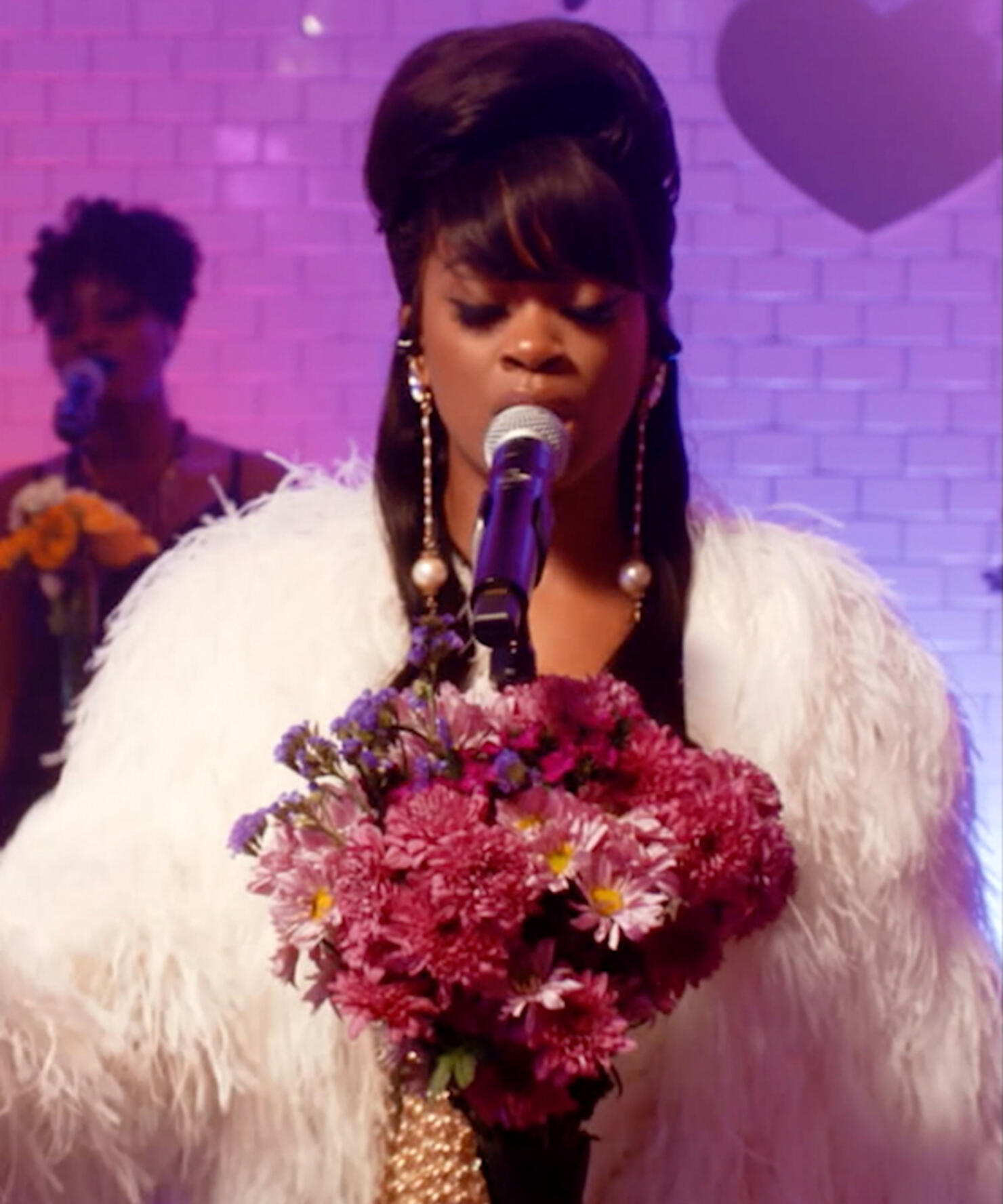 Ari Lennox Applies The Pressure At Iheartradios Living Black