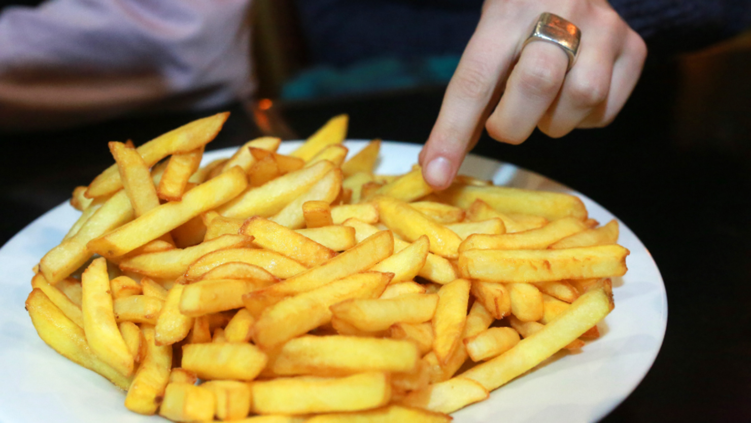 this-restaurant-has-the-best-fries-in-new-mexico-iheart