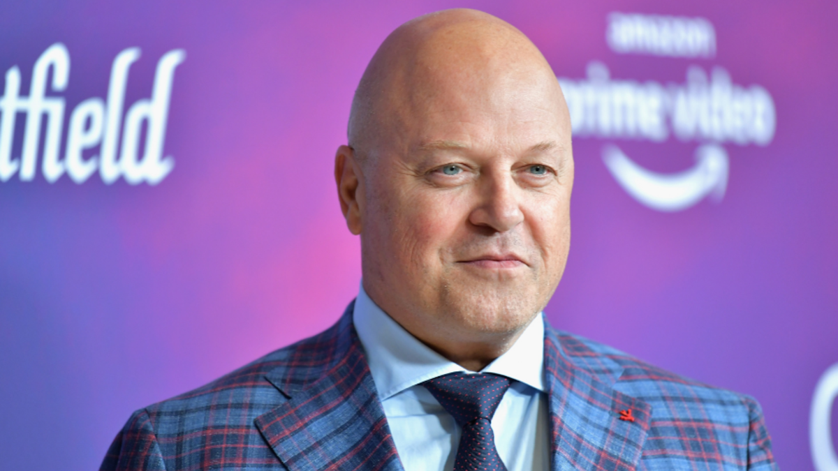 Michael Chiklis, who plays the late Boston Celtics owner Red