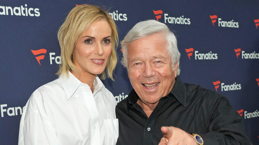 Patriots Owner Robert Kraft Gets Engaged Report Iheart 