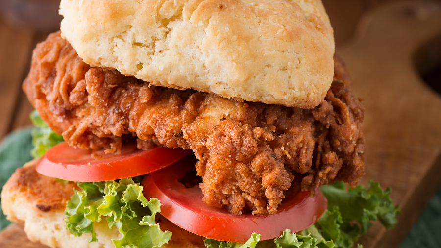 This Restaurant Serves The Best Chicken Sandwich In Texas | IHeart