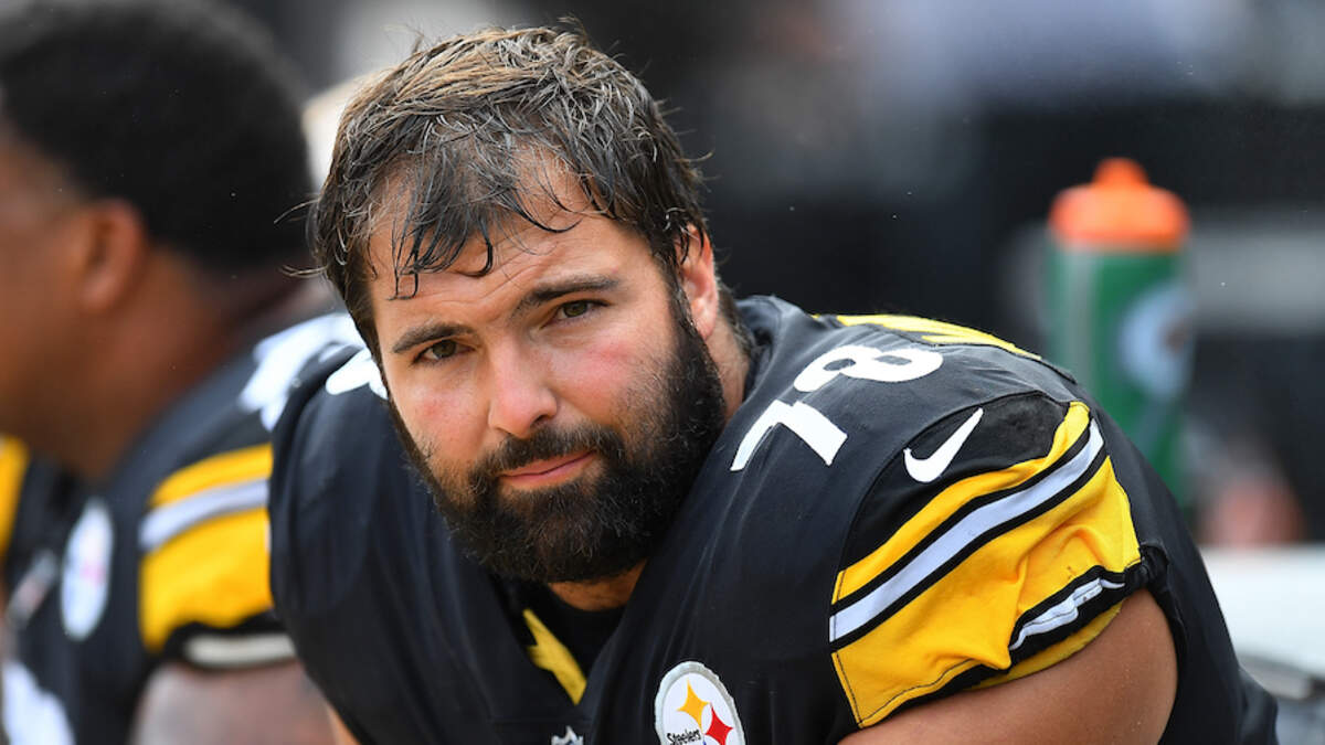 VeteranOfTheDay Army Veteran Alejandro Villanueva - VA News