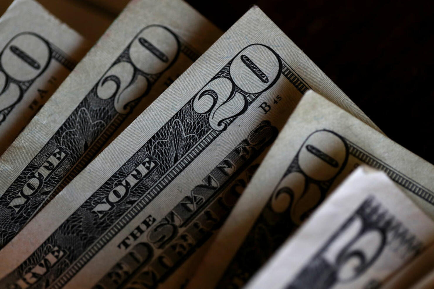 US Dollar Drops To Two And Half Year Low After Latest N. Korean Missile Launch