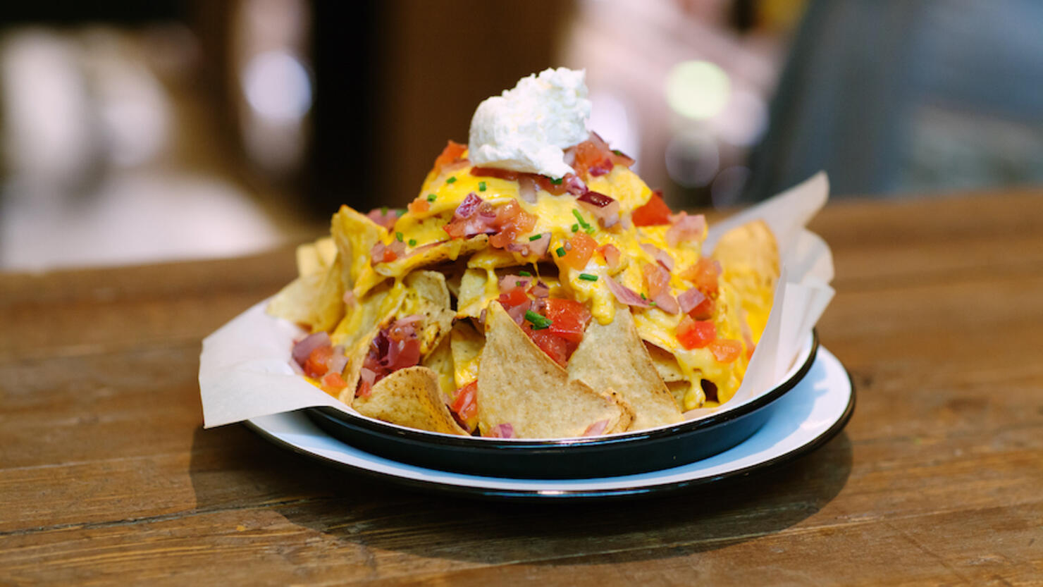 Nachos with cheese and ham
