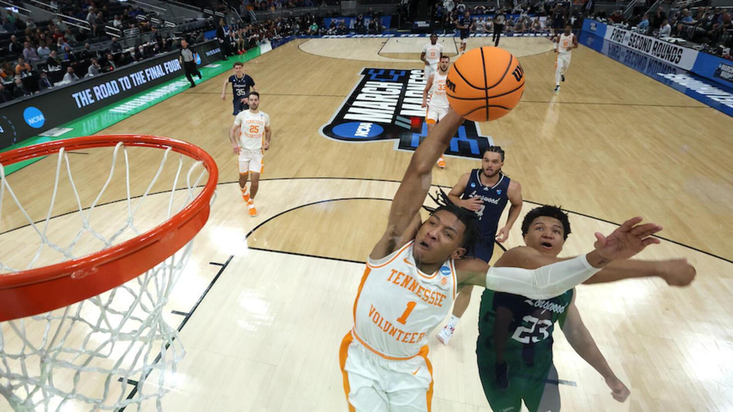 Longwood v Tennessee