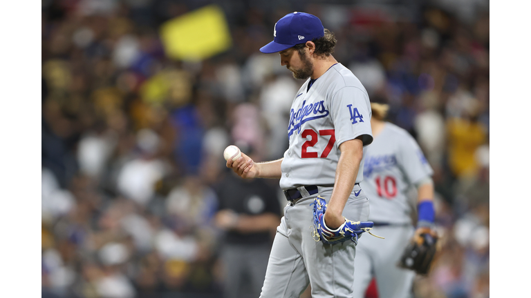 Los Angeles Dodgers v San Diego Padres