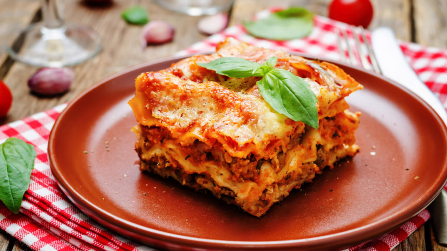 Deuk steno bevolking This Restaurant Serves The Best Lasagna In All Of California | iHeart