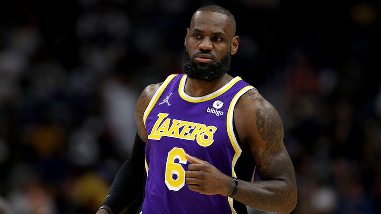 Los Angeles Lakers v New Orleans Pelicans