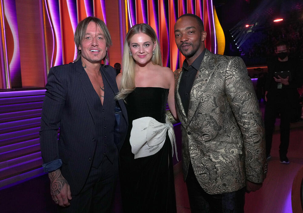 Must-See Moments From Backstage At The 2022 Grammy Awards | IHeart