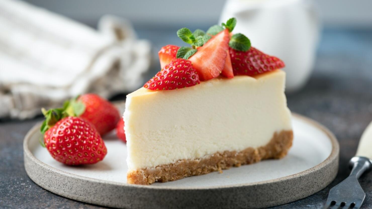 Here's Where To Find The Best Cheesecake In Arizona | iHeart