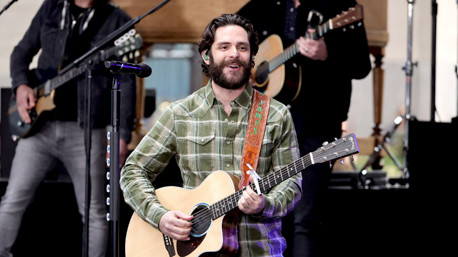 Thomas Rhett Shares Throwback Pic In Honor Of Atlanta Braves On Opening ...