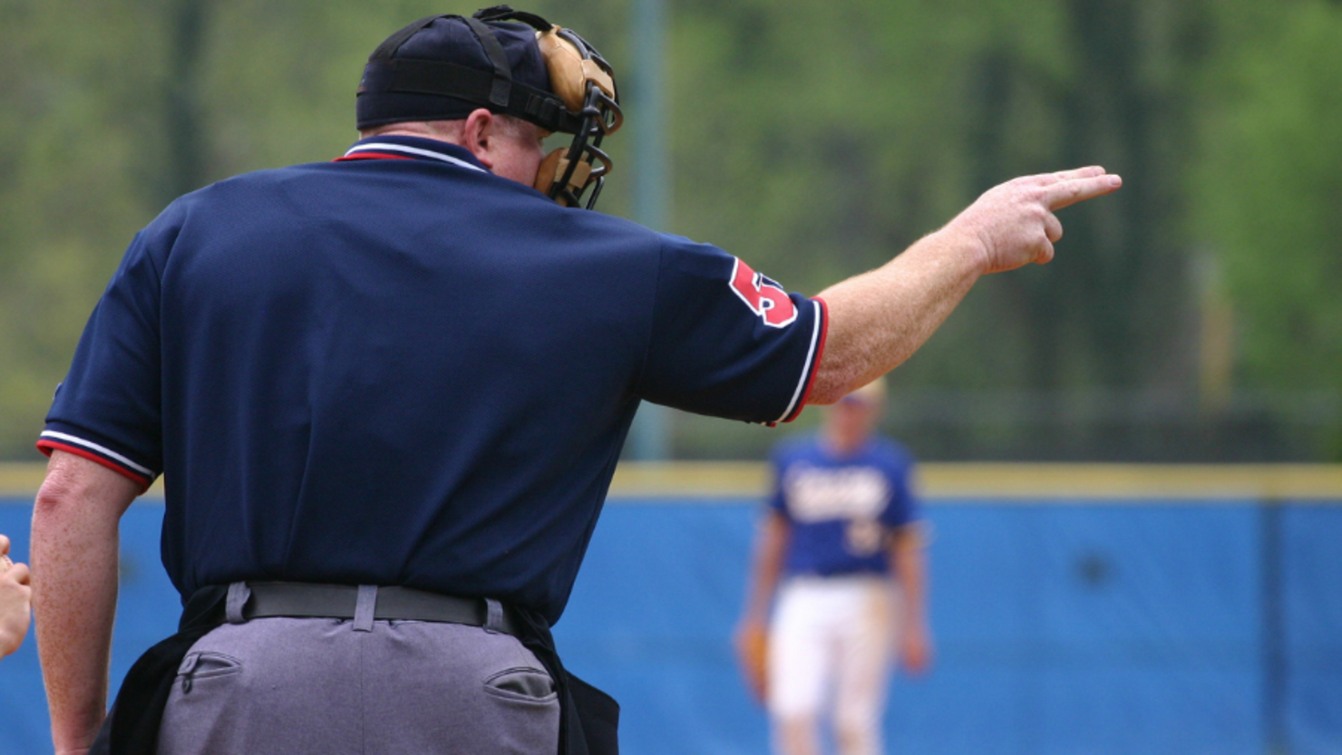 texas-baseball-coach-who-attacked-umpire-over-call-could-face-charges