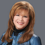 Photo of Lorianne Crook