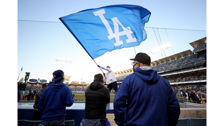 Division Series - San Francisco Giants v Los Angeles Dodgers - Game Four