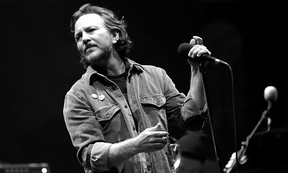 Eddie Vedder And The Earthlings In Concert - New York, NY