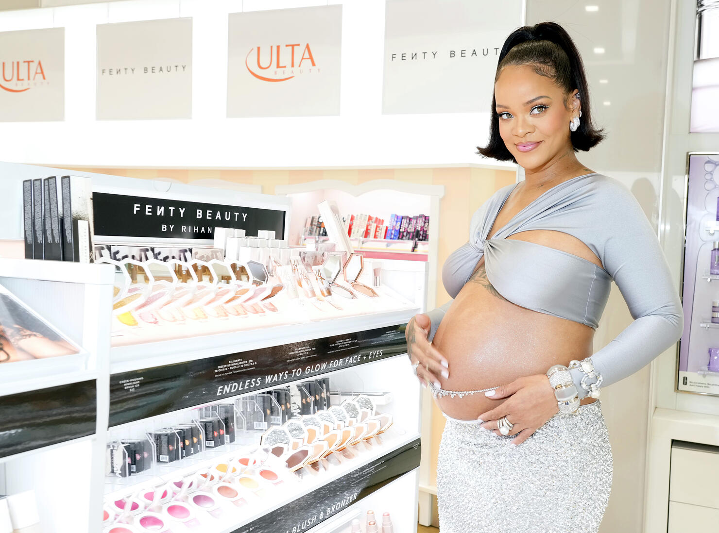 Rihanna Celebrates The Launch of Fenty Beauty at Ulta Beauty