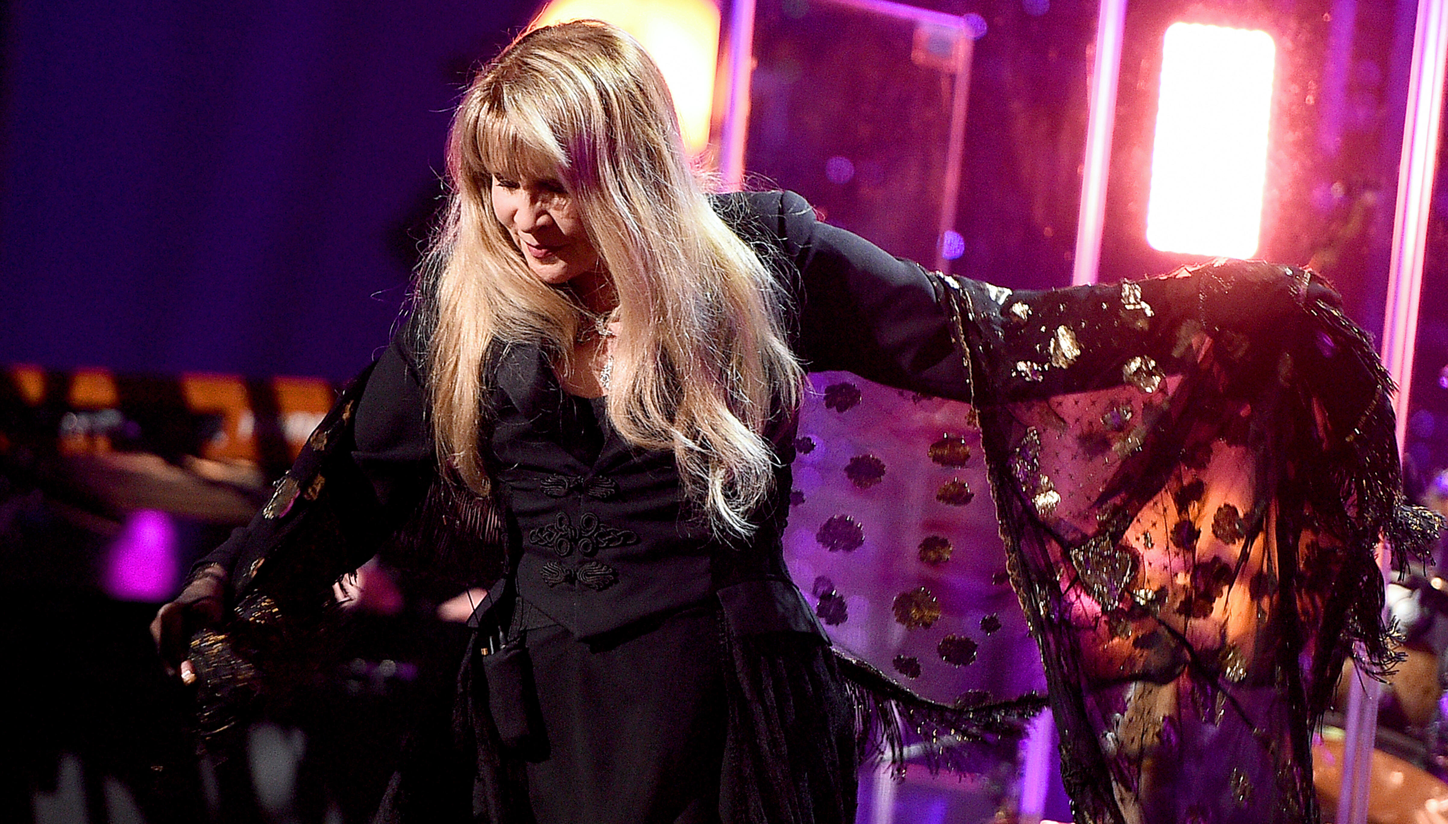 Stevie Nicks Adds Spring 2022 Solo Tour Dates iHeart