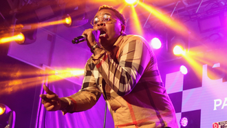 Kevin Gates Surprises Crowd With Viral Mardi Gras Guy