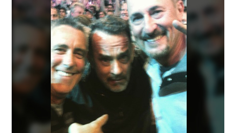 Matty and Billy Grab a Photo With Tom Hanks