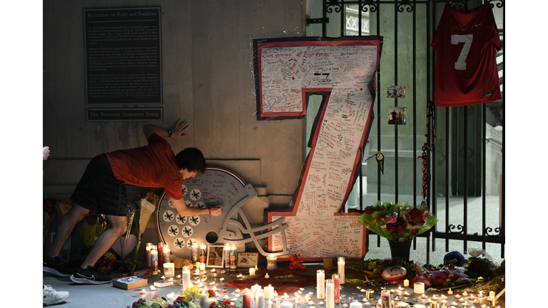 Candlelight Vigil Held for Dwayne Haskins Jr.
