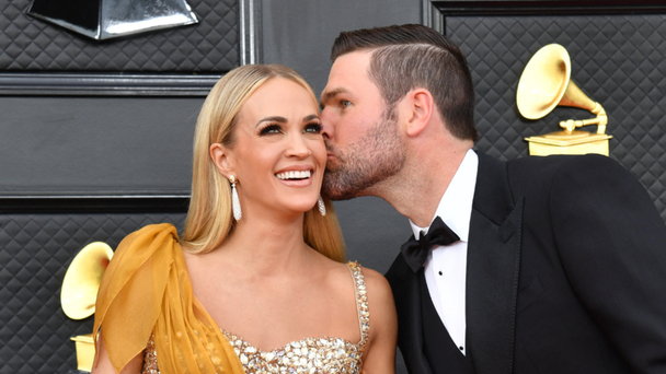Carrie Underwood Says Mike Fisher Helps Sons Get Mother's Day Gifts