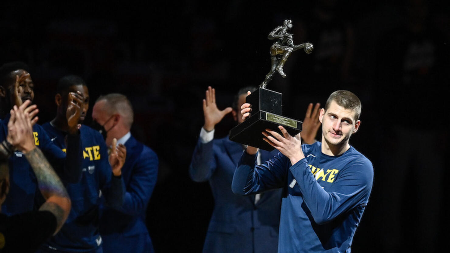 Nikola Jokić temporarily loses MVP trophy ahead of Denver Nuggets