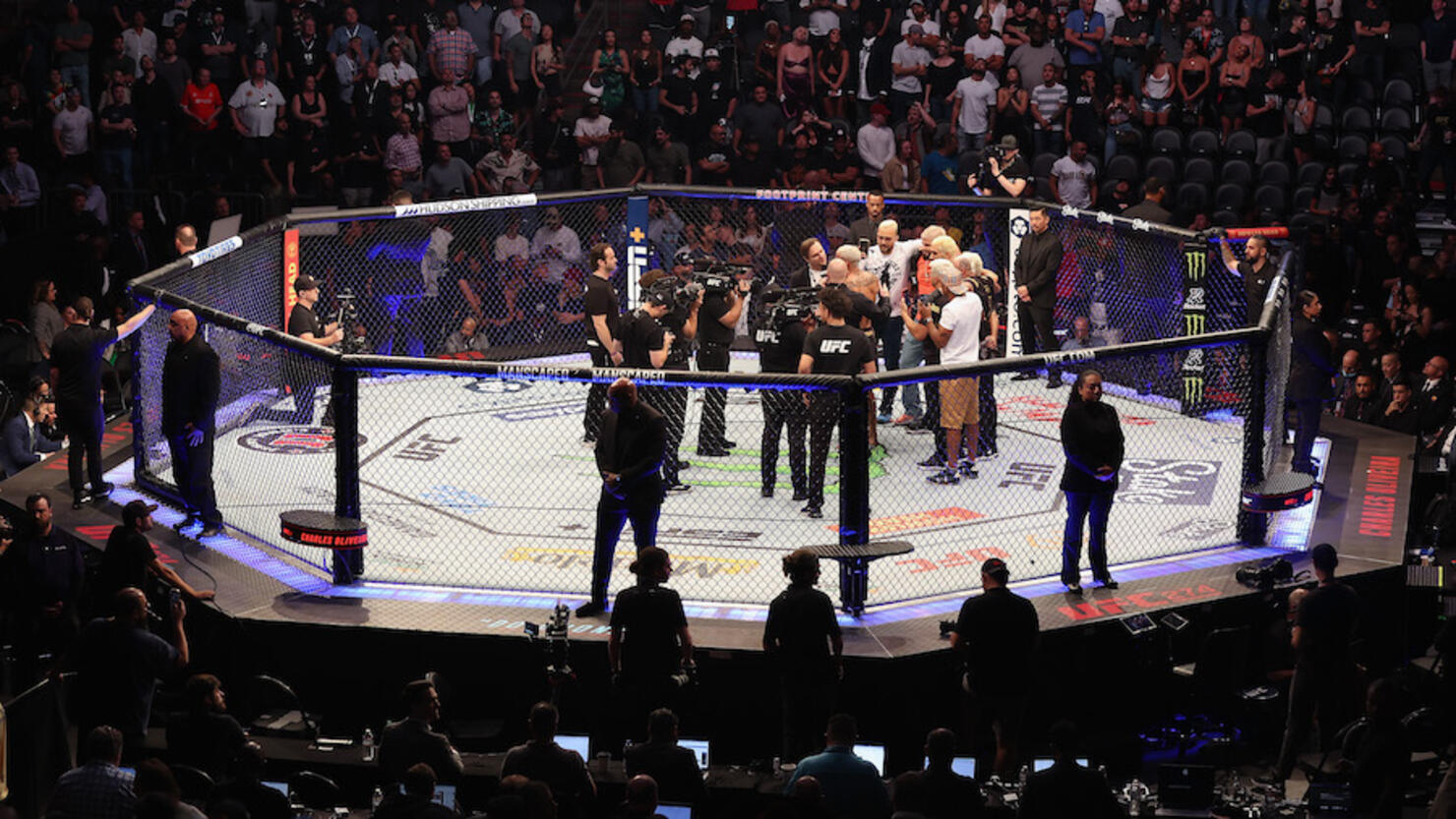UFC 274: Oliveira v Gaethje