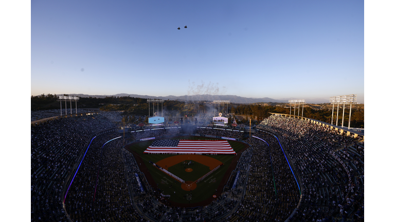 Cincinnati Reds v Los Angeles Dodgers