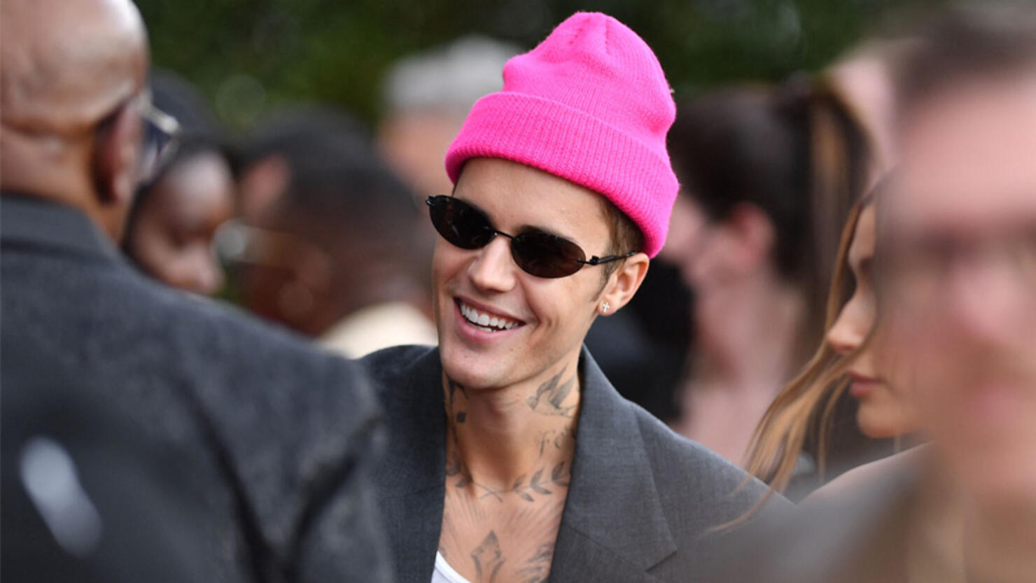 Justin Bieber Partners With Canadian Coffee Shop For 'Biebs Brew' Cold ...