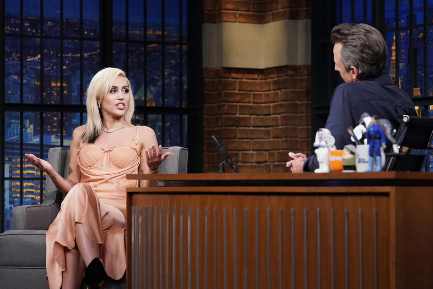Late Night with Seth Meyers - Season 9