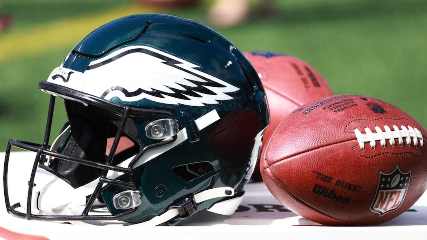 Eagles Sign Pro Bowler From Rival Team iHeart