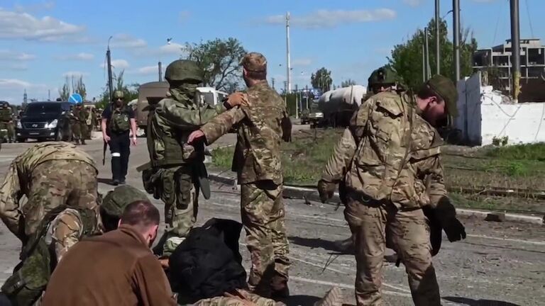 264 Ukrainian soldiers evacuated from Azovstal steel plant