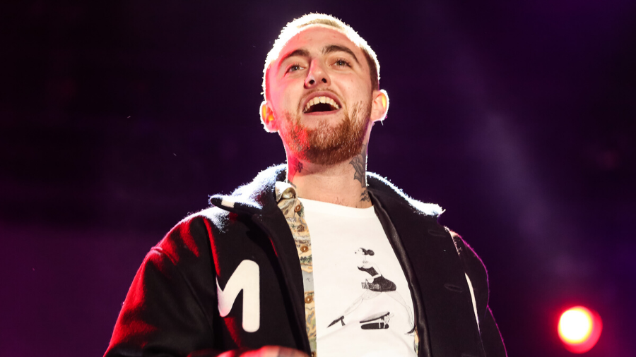 Pittsburgh Pirates Hold Moment Of Silence For Mac Miller