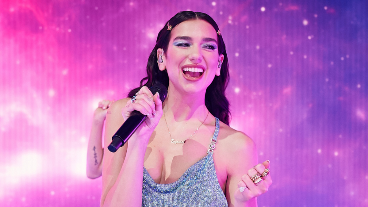 Dua Lipa - My self-titled debut album has gone GOLD and i've sold 4 million  singles in the UK. I'm not freaking out you are!!! THANK YOU I LOVE YOU  💕💕💕