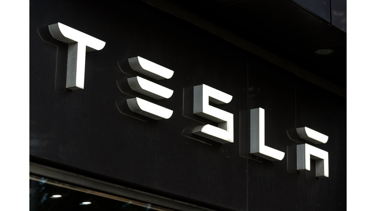 An American automotive and energy company that specialises